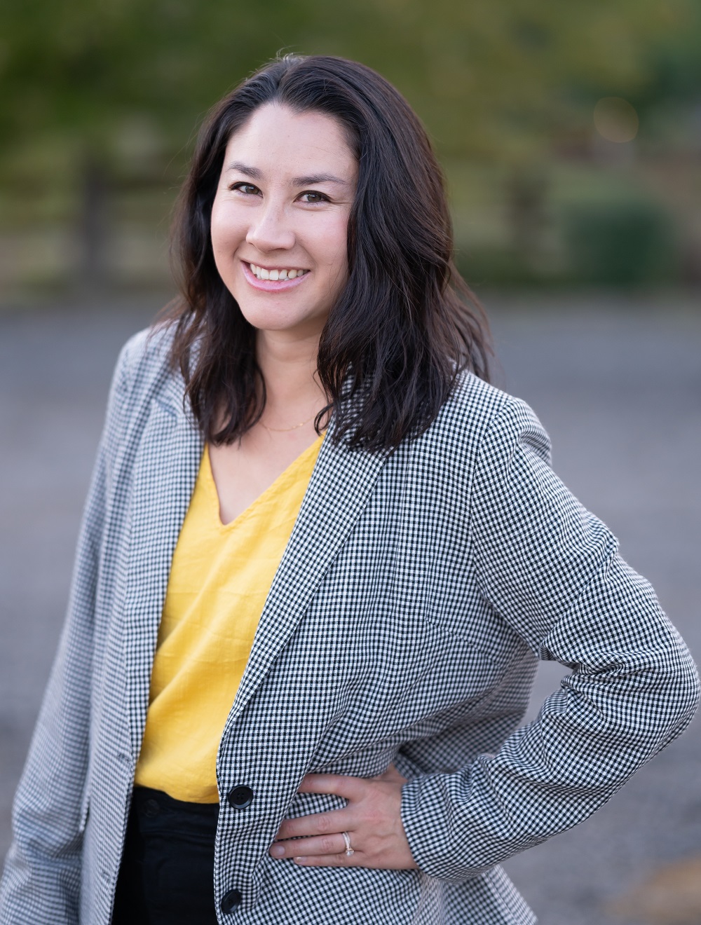 Headshot of Rebecca Dehne.