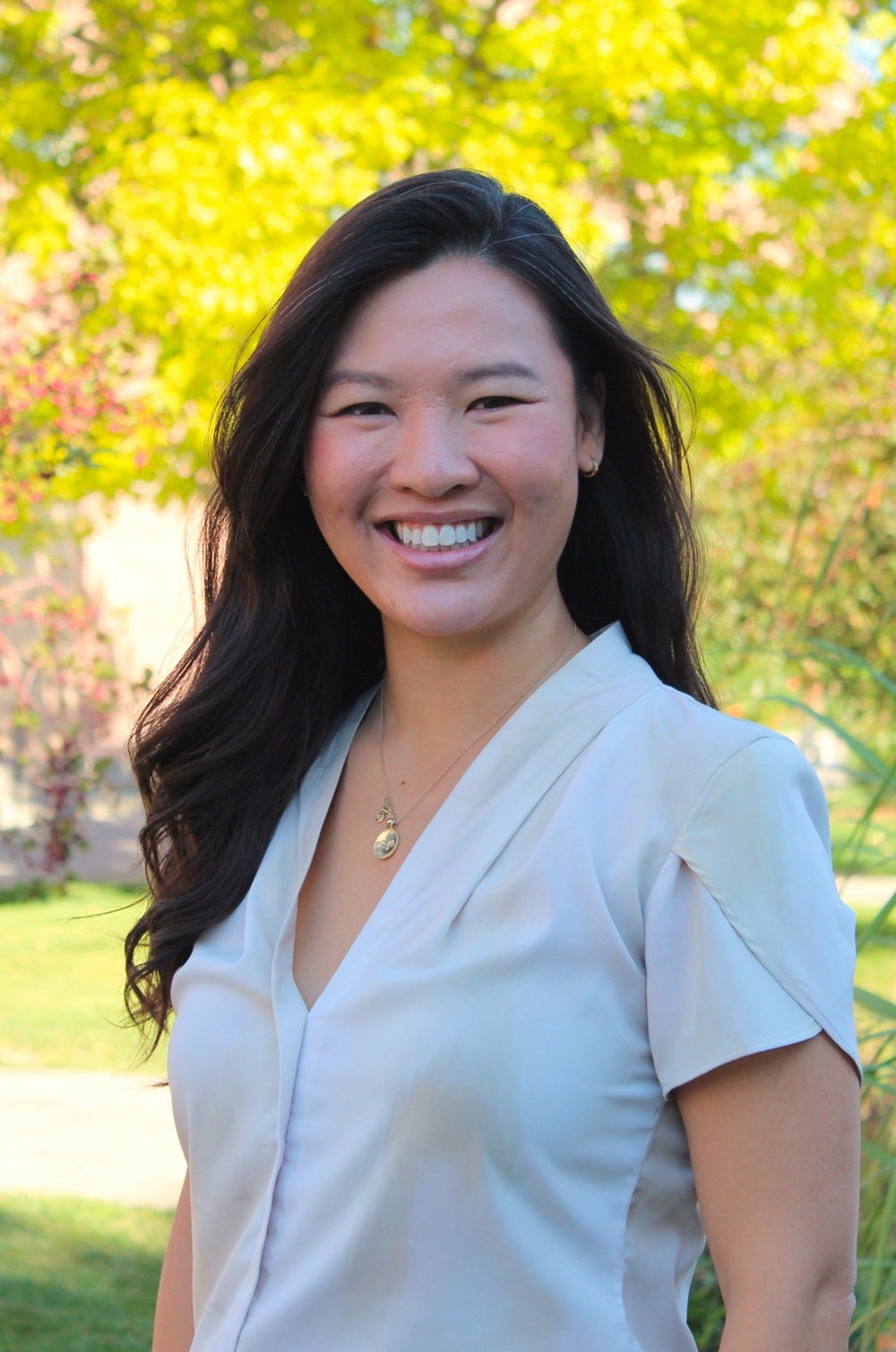 Dr. Tran headshot.