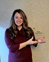 Candace Bassett receives United Hero Award