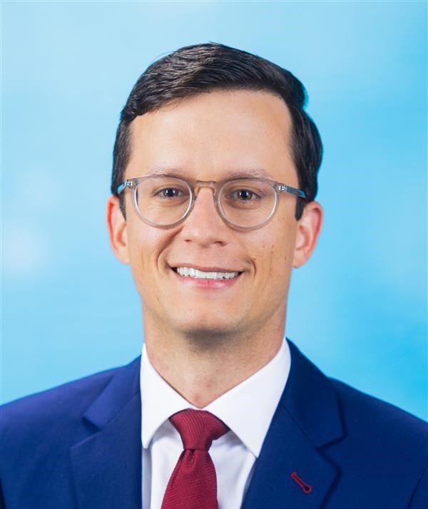 Jonathan Hills-Dunlap headshot