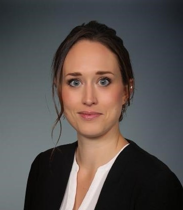 Michelle Knees headshot