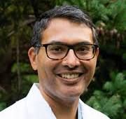 Thomas Valley headshot