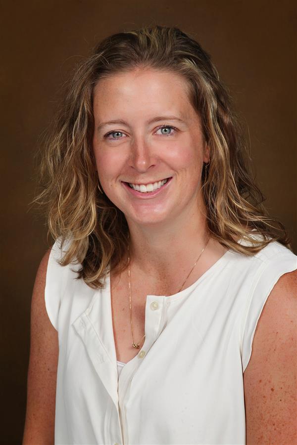 Amy Brumenschenkel